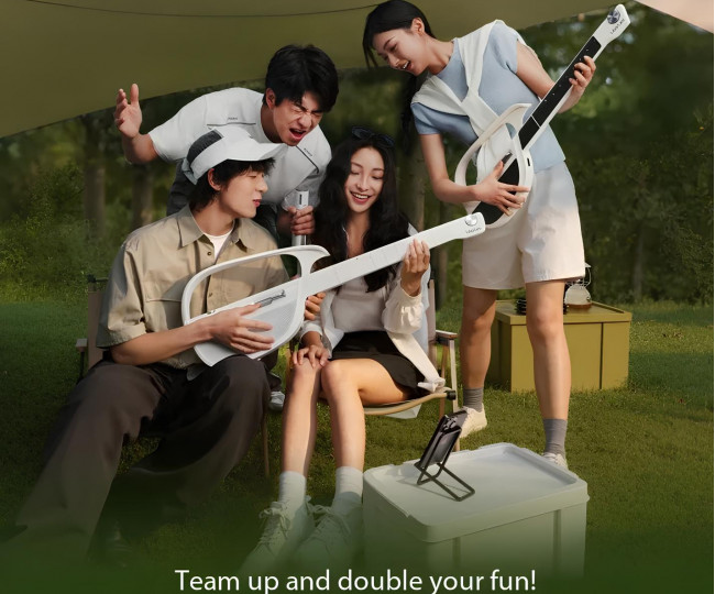 Інтелектуальна електрогітара з автоматичним відтворенням акордів та співом LiberLive C2